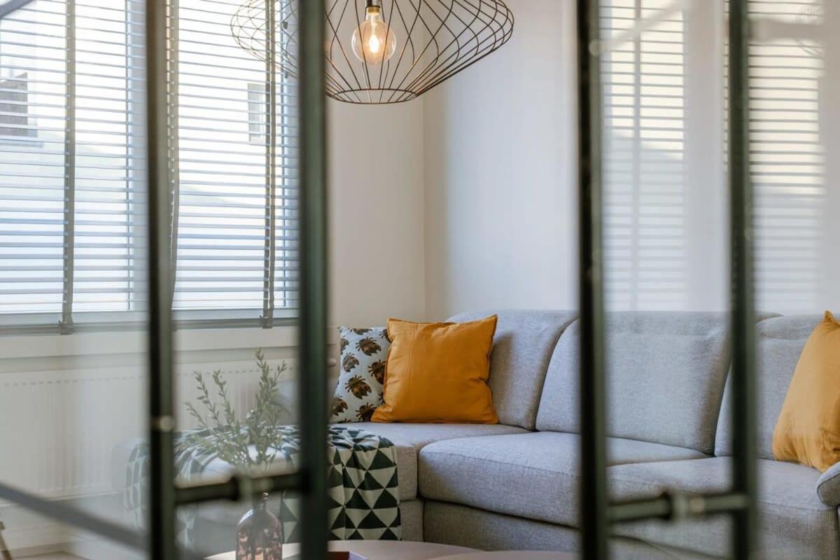 הוילה אנטוורפן House With Large And Sunny Terrace מראה חיצוני תמונה